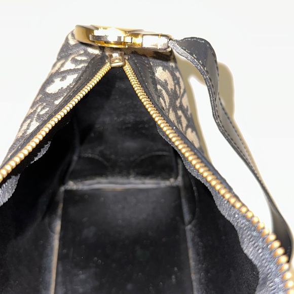 🔥🔥🔥Authentic Vintage Christian Dior Trotter Shoulder Bag - Picture 15 of 16
